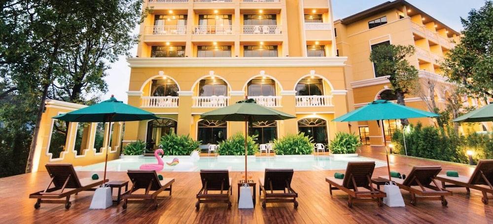 The Pineapple Hotel Krabi town