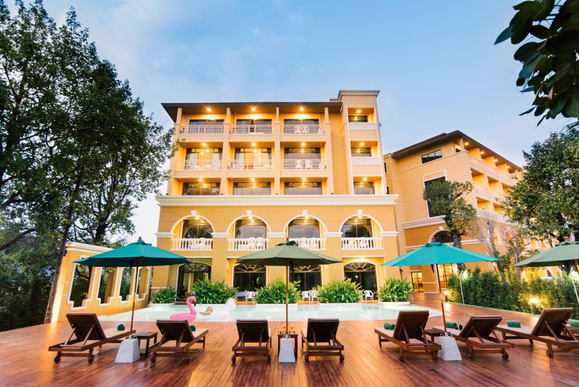 Hotel The Pineapple Krabi town
